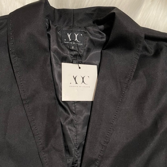 ABSENCE OF COLOUR Hekla Oversize Short Sleeve Blazer NWT - Picture 5 of 6